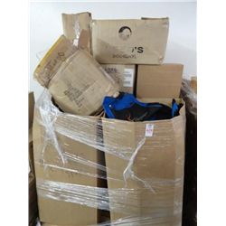 Pallet of Tote Bags & Duffels