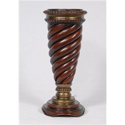 "BALTMORE TWIST VASE"