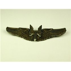 World War 2 US Airforce Gunner Wing Hat Pin  in Sterling Silver. Estimate $200-$300