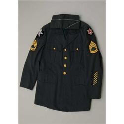 U.S. ARMY SERGENTS UNIFORM WITH INDIAN HEAD  DIVISION PATCHES.  A “W” STAR ON LEFT  SHOULDER.  PANTS