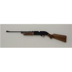 Daisy Power Master 760 pellet rifle,  #03880077, pumps but does not seem to charge.   Otherwise in g