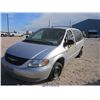 Image 2 : 2002 - CHRYSLER TOWN AND COUNTRY