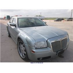 2005 - CHRYSLER 300