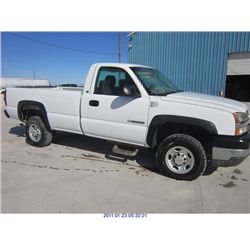 2004 - CHEVROLET SILVERADO