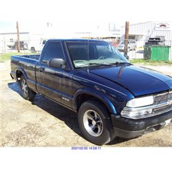2001 - CHEVROLET S-10