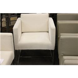 CREAM SQUARE LOUNGE CHAIR