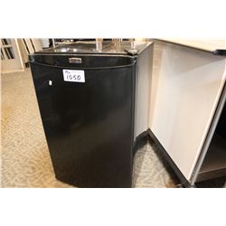 DANBY BLACK BAR FRIDGE