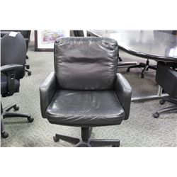 SCALI DURANTE BLACK LEATHER MID BACK TILTER CHAIR