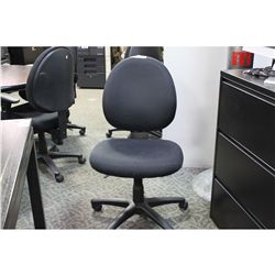 BLACK PATTERN STENO CHAIR