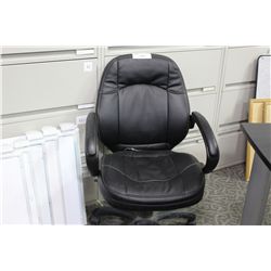 BLACK LEATHER MID BACK TILTER CHAIR