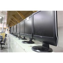 21 17  LCD MONITORS