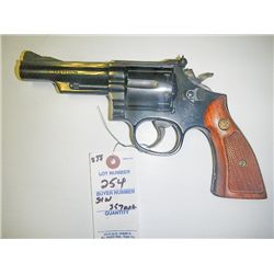 S&W 19-5 REVOLVER 357 SERIAL #AYL4526