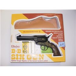 DAISY BB SIX GUN PISTOL W/ACCESSORIES - NEW IN BOX