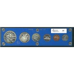 1961 Year set in Canada Mint Set hard casing, all PL-63 to PL-66.