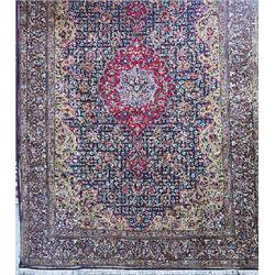 A Ghom rug old, 312 x 217 cm 8.000-10.000...