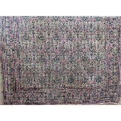 A rug Kirman, Persian, antique/semi-antique, 411 x 308 cm; slight wear 20.000-25.000...