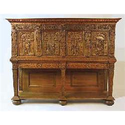 A cabinet rennaissance style, early 20th century, 162 cm x 194 x 55 cm 6.000-8.000...