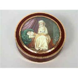A box gold, tortoiseshell and hardstone, painted lid, diameter 8 cm 10.000-12.000...