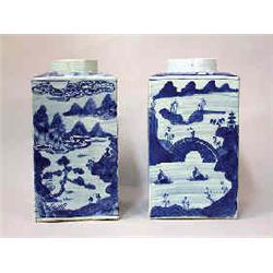 A pair of jars porcelain, China, late 18th century, h 33 cm; chipped, cracked and repaired 2.500-3.0