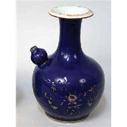 Kendi porcelain, China, 18 th century, h 23 cm 1.500-2.000...