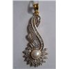Image 1 : 6.853g Pendant in 14kt 6.033g Gold,1.49 Ctw Diamond,2.61 Ctw Pearl