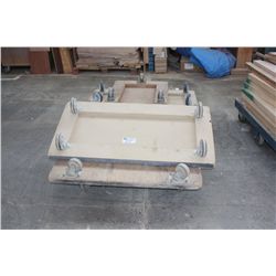 LOT OF ASSORTED MOBILE CARTS