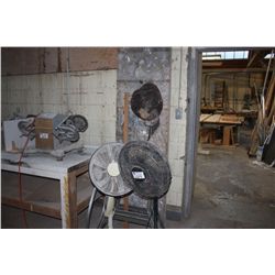 WALKING PLANK, FOLDABLE SHOP BENCHES, LADDER AND