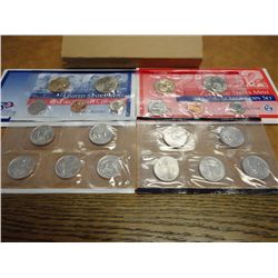 2002 US MINT SET (UNC) P/D (WITH ENVELOPE)