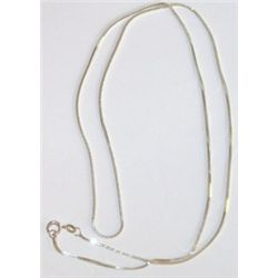 Silver Necklace 24" 3.95 grams.