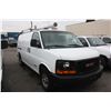 Image 2 : 2005 WHITE GMC SAVANA 2500 CARGO VAN