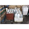 Image 1 : LOT OF 37 COMPRESSED NATURAL GAS BOTTLES