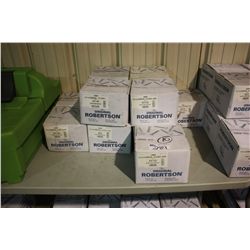 LOT OF ROBERTSON SCREWS IN BOX
