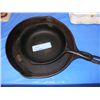 Image 1 : 2 PC. WAGNER WARE #8 AND #10 CAST IRON SKILLETS