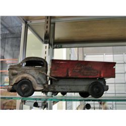 1940-50s Lincoln construction company tin toy