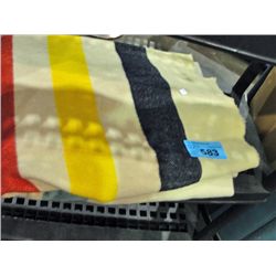 Original hudsons bay 4 point trappers blanket
