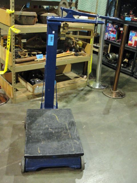 Early 1900s blue and brass platform scale