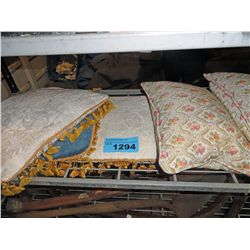 Lot of 5 vintage throw cushions