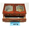 Image 1 : Jewelry box and contents