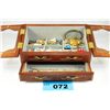 Image 2 : Jewelry box and contents