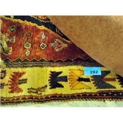 Approx 7F by 4F hand knotted persian area ru g