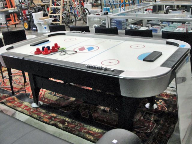 Sportcraft turbo air hockey table