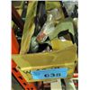 Image 1 : Box of 12 crow bars