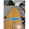 Image 1 : Canoe paddle