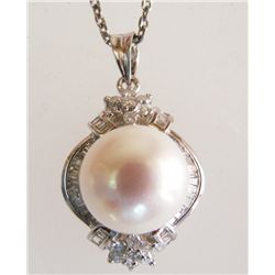 South Sea Pearl Pendant 11.2mm Dia 1.09Ct 14K W/g
