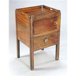 A George III mahogany tray top night commode, with two handles, a door and a pull-out base, on strai