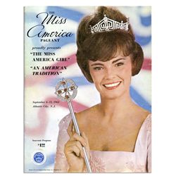 John Hinckley, Jr. 1974 Texas Tech University Yearbook -- With John Hinckley, Jr. on Page 482