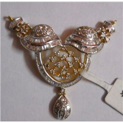 8.32g Pendant in 18kt 7.944g Gold,1.88 Ctw Diamond