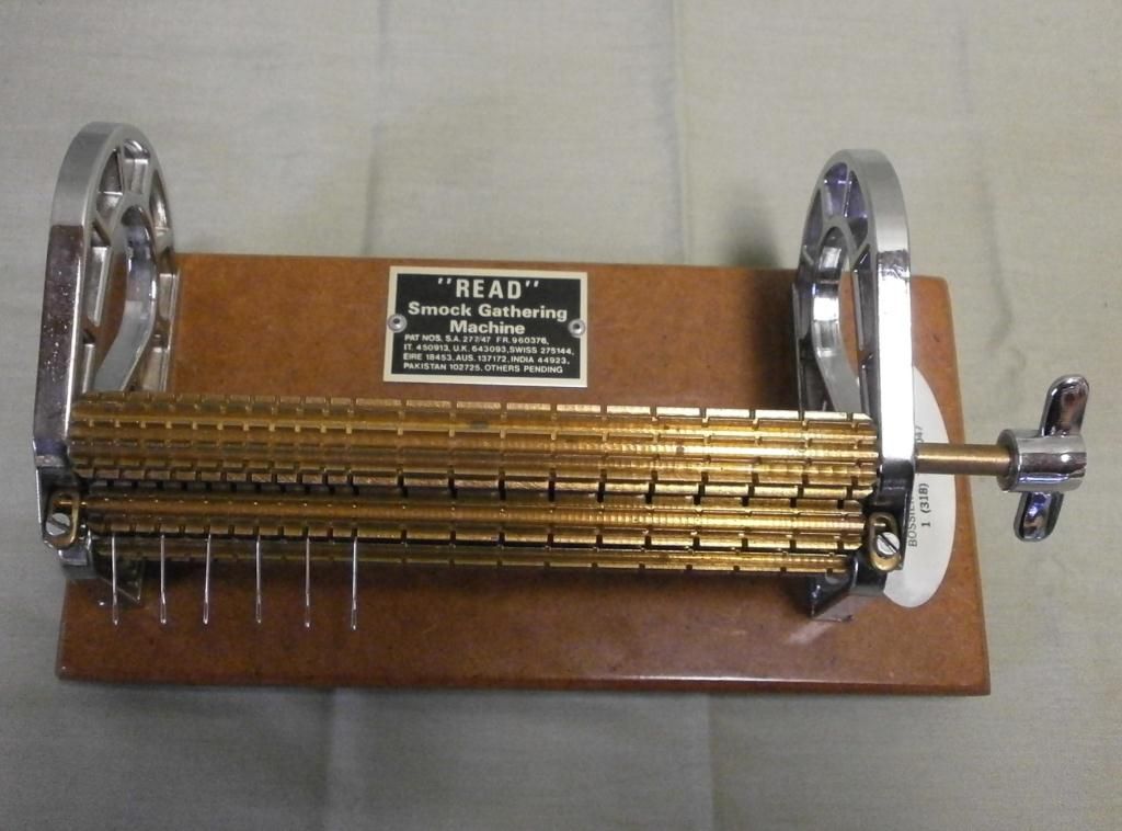 Read Smock Gathering Machine