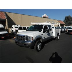 2006,Ford F450 DSL CREW CAB 9' Utility body