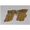 Image 1 : Crow Woman's Gauntlet Gloves